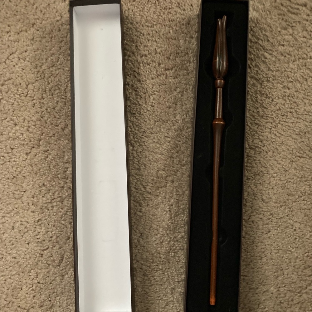 Wizarding World Luna Lovegood Wooden Wand